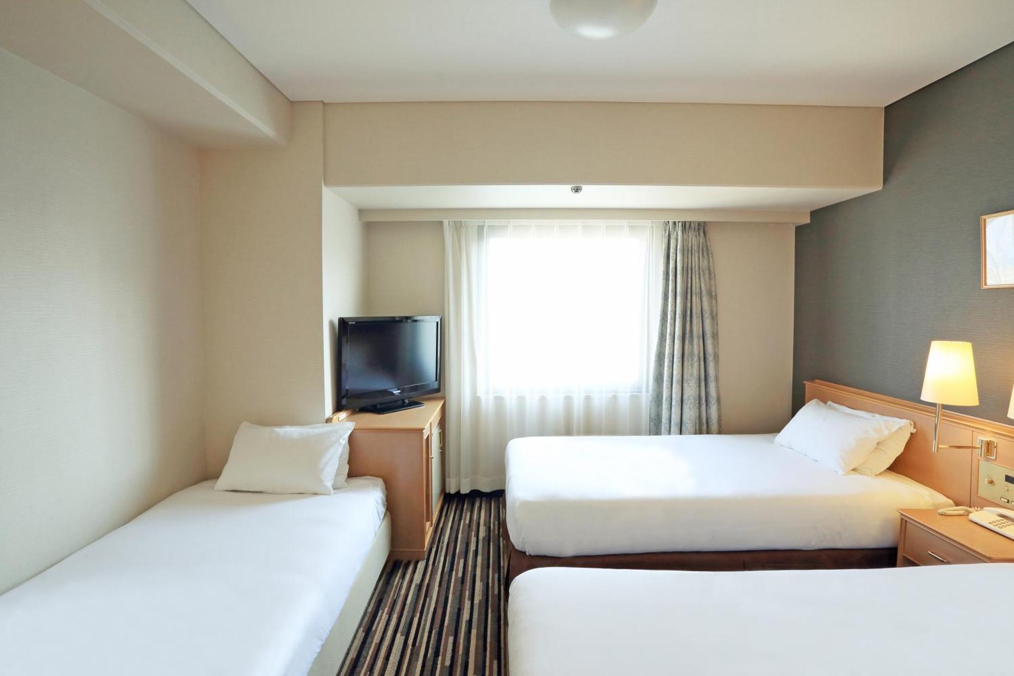 Smile Hotel Tokushima Exterior photo