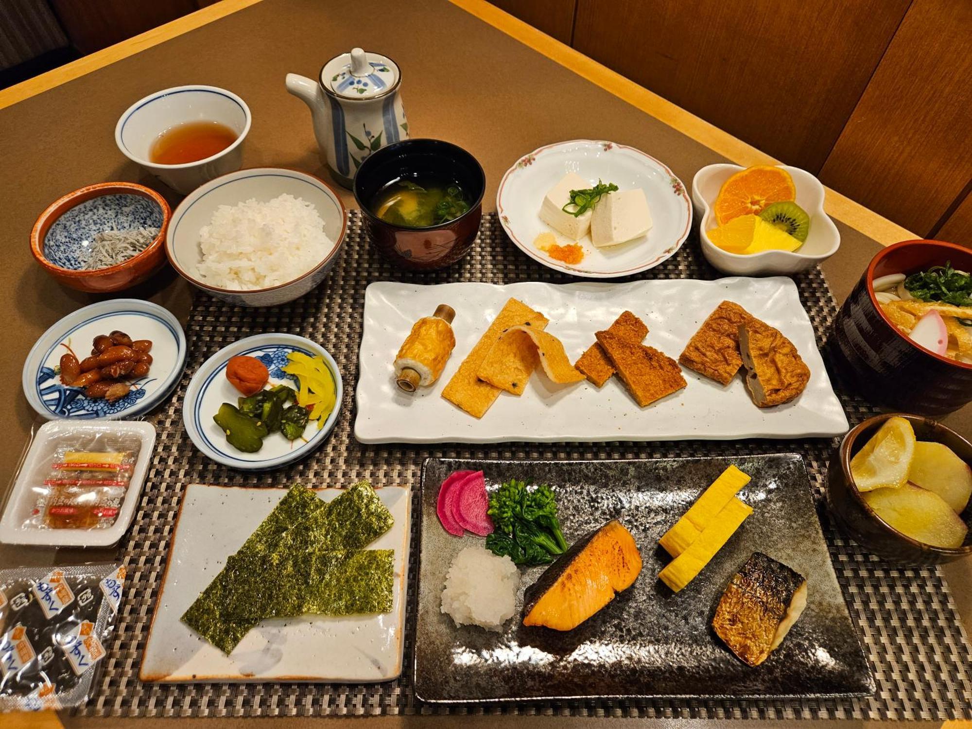 Smile Hotel Tokushima Exterior photo